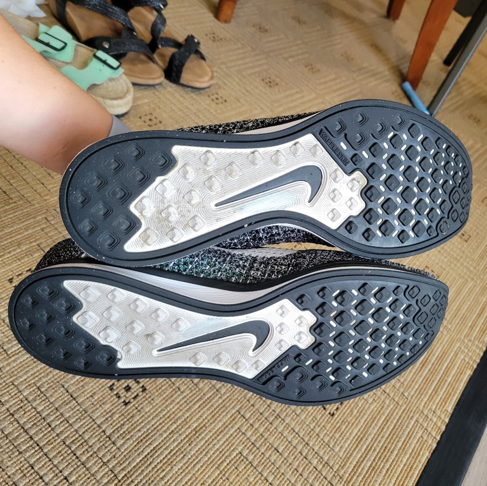 Nike Black White Flyknit Athletic Shoes - Picture 8 of 10